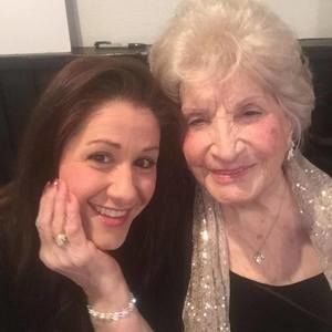 Meet your Posher, Marie